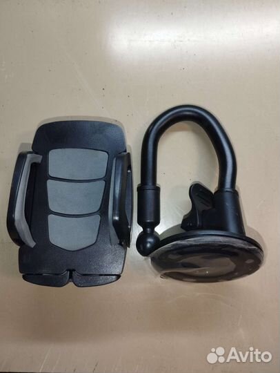 Держатель для телефона в машину