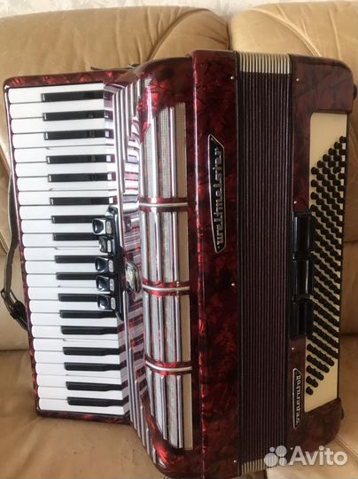 Аккордеон Weltmeister Seperato ll