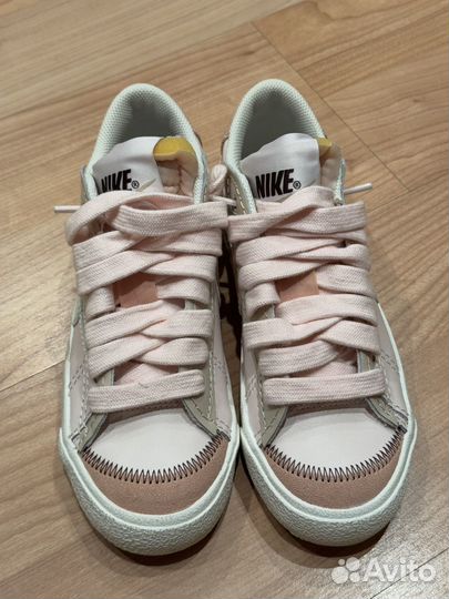 Кеды nike розовые 38,5