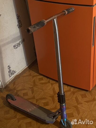 Продам трюковой самокат (кастом)