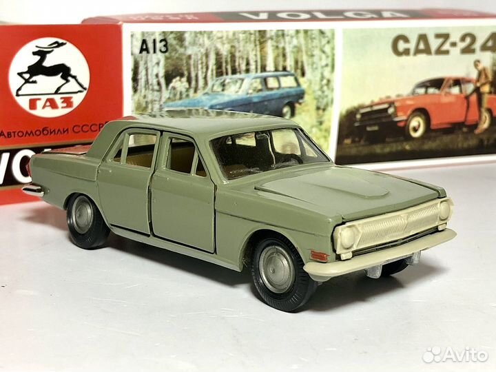 Модель Волга газ 24 пластик морда СССР 1:43 цвет