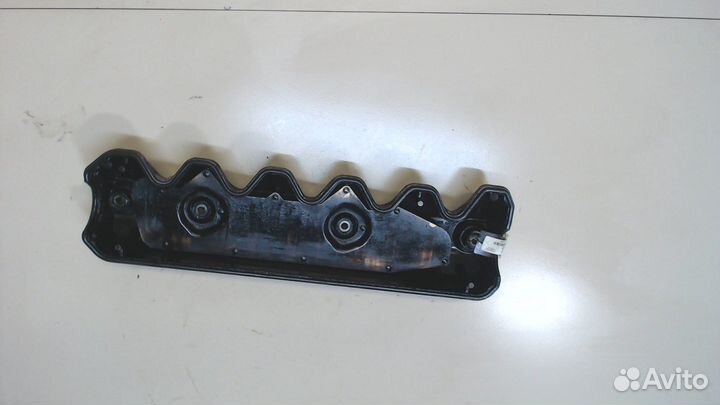 Крышка клапанная двс Volkswagen Crafter, 2008