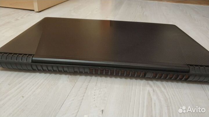 Ноутбук lenovo legion y520 игровой,gtx 1050, i5