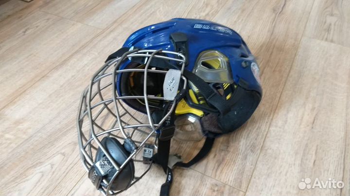 Продам шлем Bauer Re-act синий