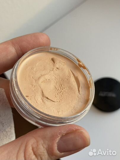 База для век под макияж Mac