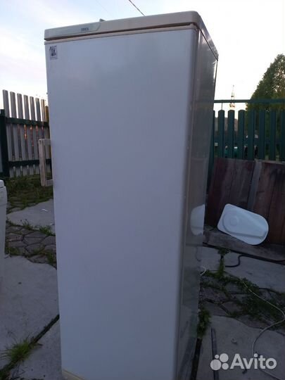 Холодильник бу стинол