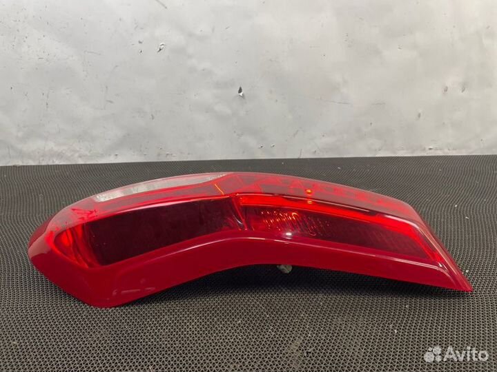 Фонарь задний правый Nissan X-Trail T31
