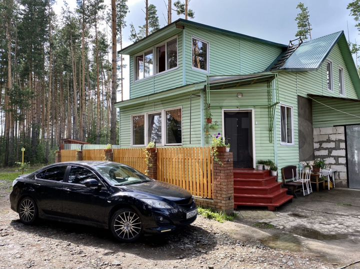 Дом 200 м² на участке 8 сот.