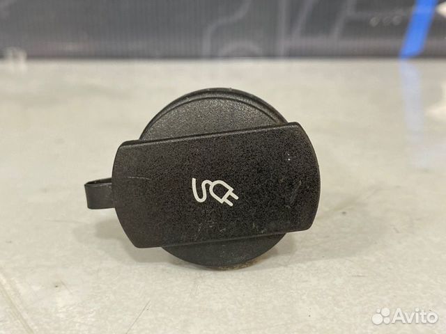 Розетка прикуривателя Volkswagen Passat Variant B6