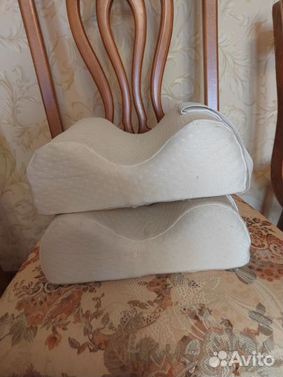 Подушка между ног после протезирования суставов