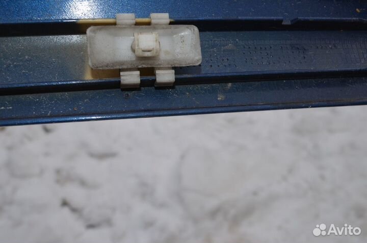 Молдинг двери передней правой w203