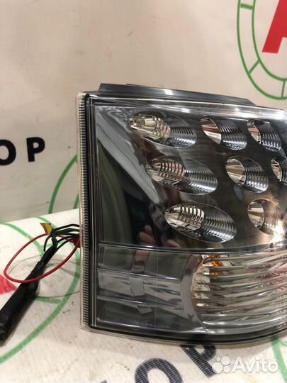 Фонарь в крыло задний левый Mitsubishi Outlander