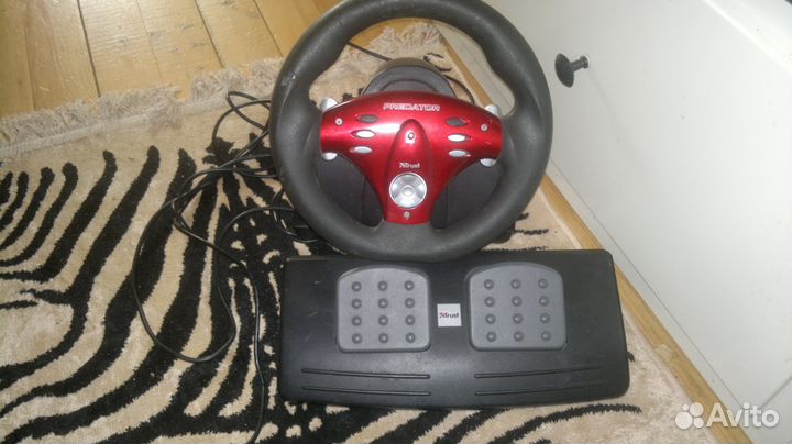 Игра с рулем