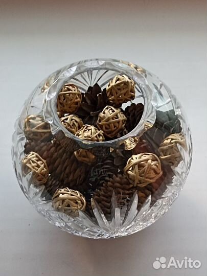 Ваза хрустальная