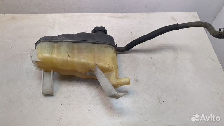 Бачок расширительный Chevrolet Tahoe, 2007