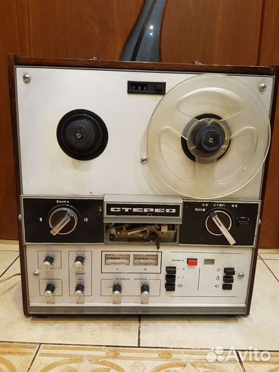 Катушечный магнитофон Юпитер 202 стерео