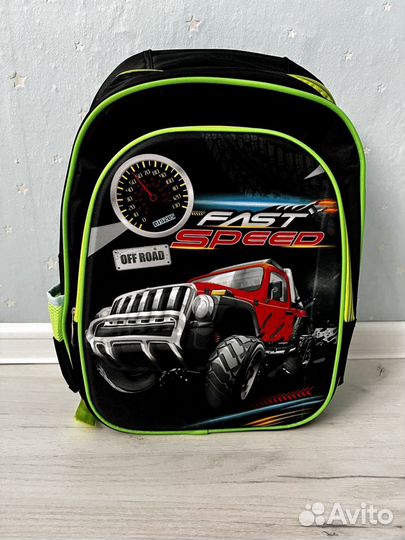 Школьный рюкзак новый