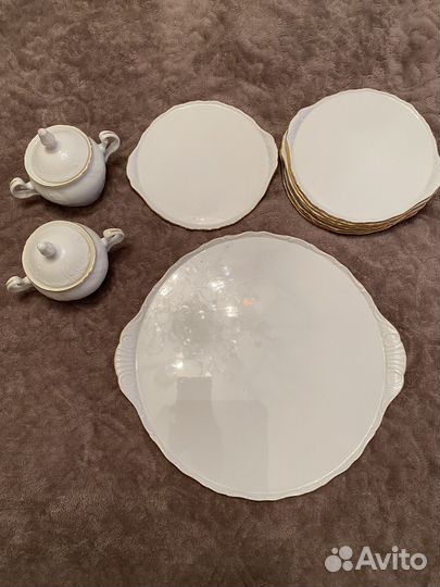 Блюдо под торт, 8 тарелочек.Чешский фарфор