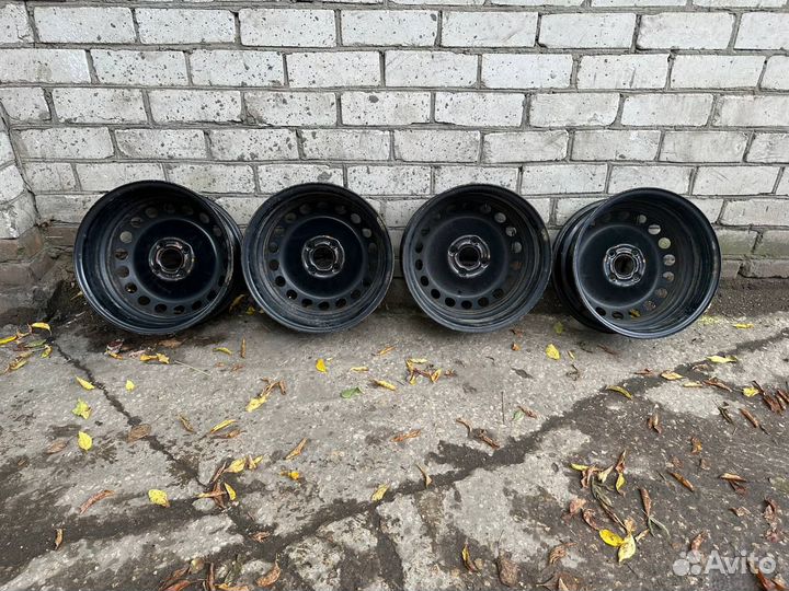 KFZ 8715, 6,5J R15 4x100 ET45 DIA 60,1