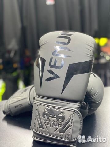 Боксерские перчатки Venum Elite черные