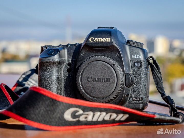 Продается Canon 5D Mark II