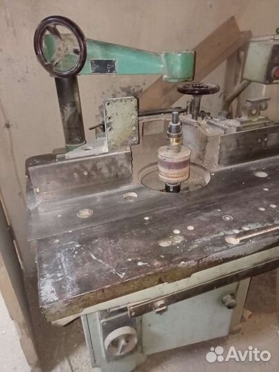 Фрезерный станок,и рейсмус на 300