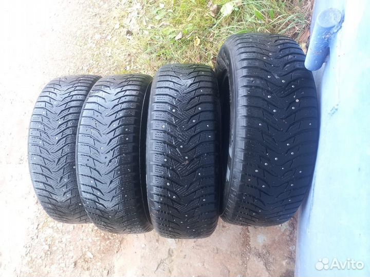 Kumho WinterCraft Ice WI31 205/65 R15