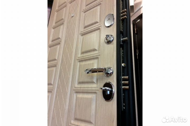 Дверь входная с установкой