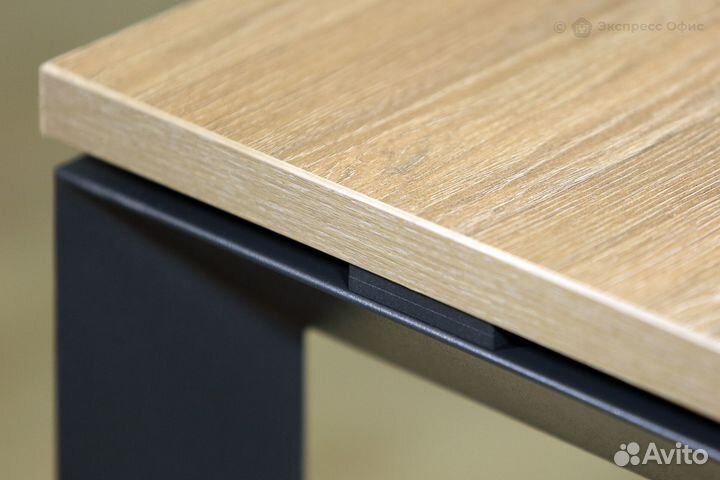 Стол для переговоров на П-образном м/к Onix O.MP-P