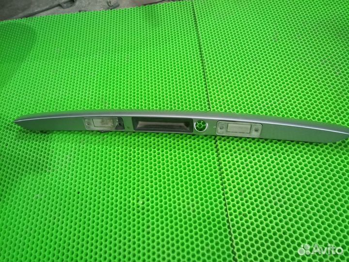 Накладка крышки багажника Audi A8 D3 S8