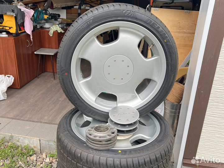 Delinte DS8 255/40 R19 100