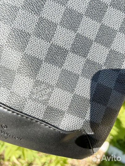 Сумка Louis Vuitton