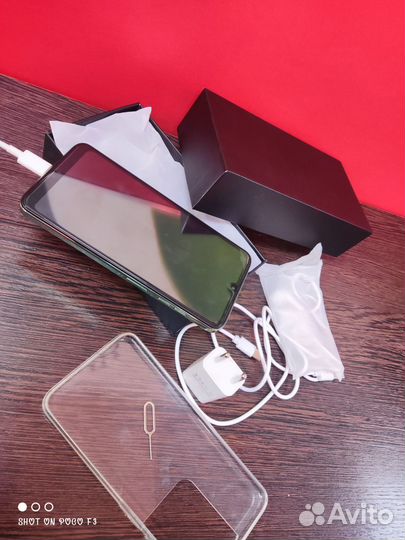 OPPO Reno 8 Pro, 12/256 ГБ