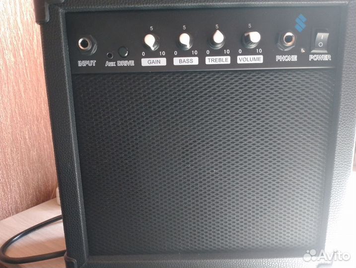 Электрогитара с комбиком