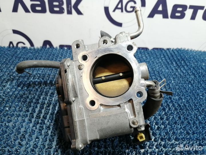 Дроссельная заслонка Toyota Wish