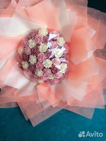 Букеты из шоколадных цветов