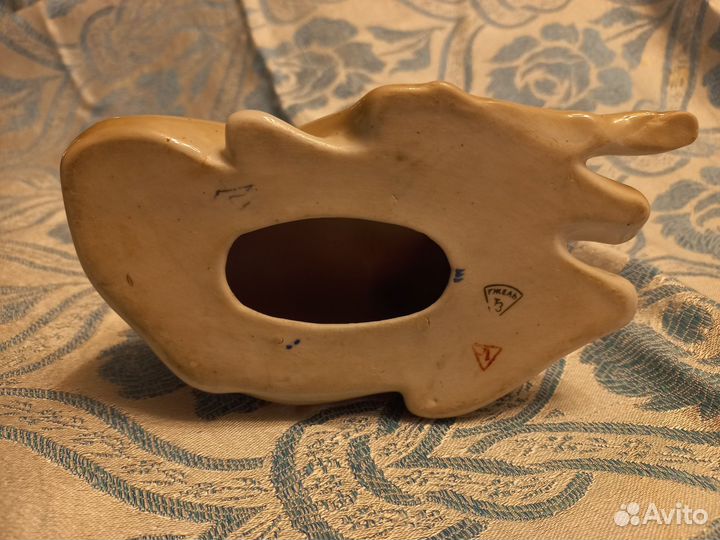 Статуэтка фарфор 