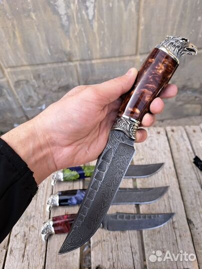 Нож из дамасской стали 