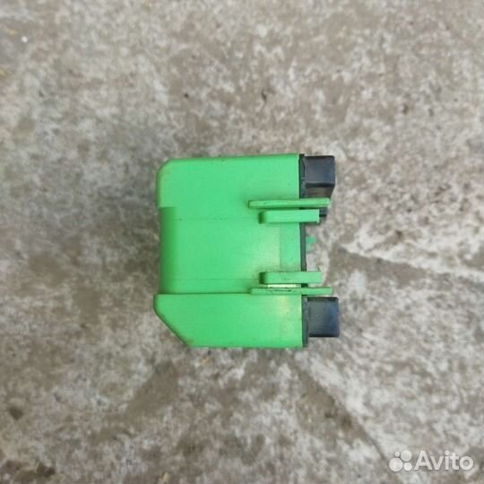 Реле Mitsubishi Lancer 9