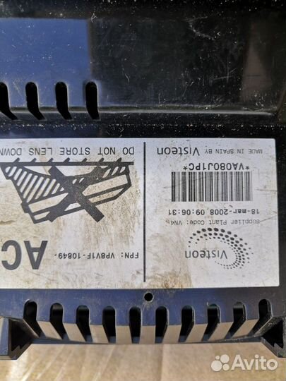 Панель приборов Volkswagen Golf 5