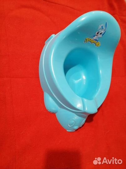 Горшок и сиденье на унитаз