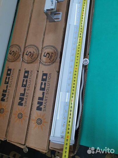 Светильник ISK 18-04-W-106