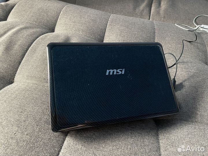Нетбук MSI Wind U250