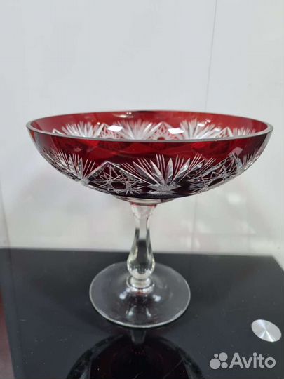 Ваза для фруктов цветной хрусталь (марганцевый). Е