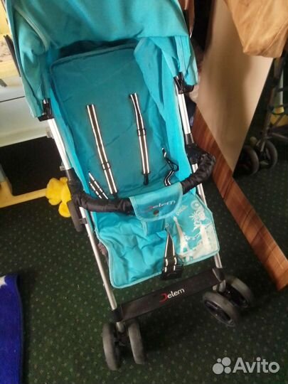 Прогулочная коляска трость
