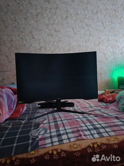 Монитор Samsung odyssey g7 32