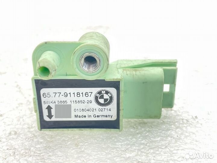 Датчик удара передний левый Bmw 5-Series E60