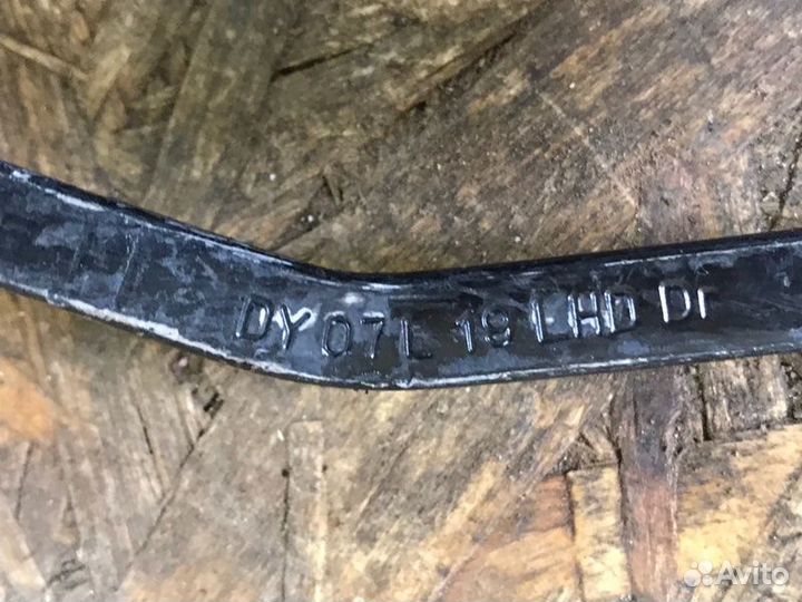 Поводок стеклоочистителя передний левый Chevrolet