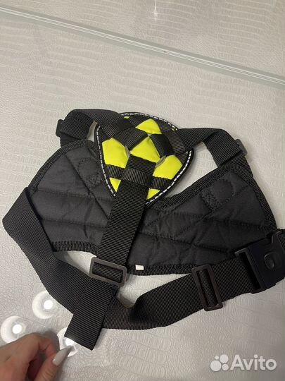 Шлейка для крупных собак