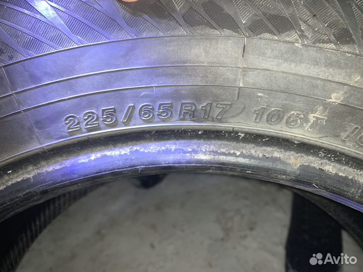 Yokohama Ice Guard IG65 225/65 R17